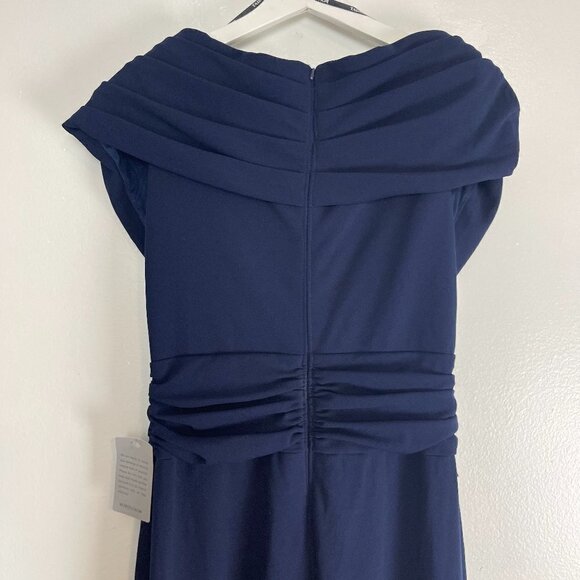 TADASHI SHOJI Crepe V-Neck Gown in Navy Size Medium NWT - Picture 10 of 13